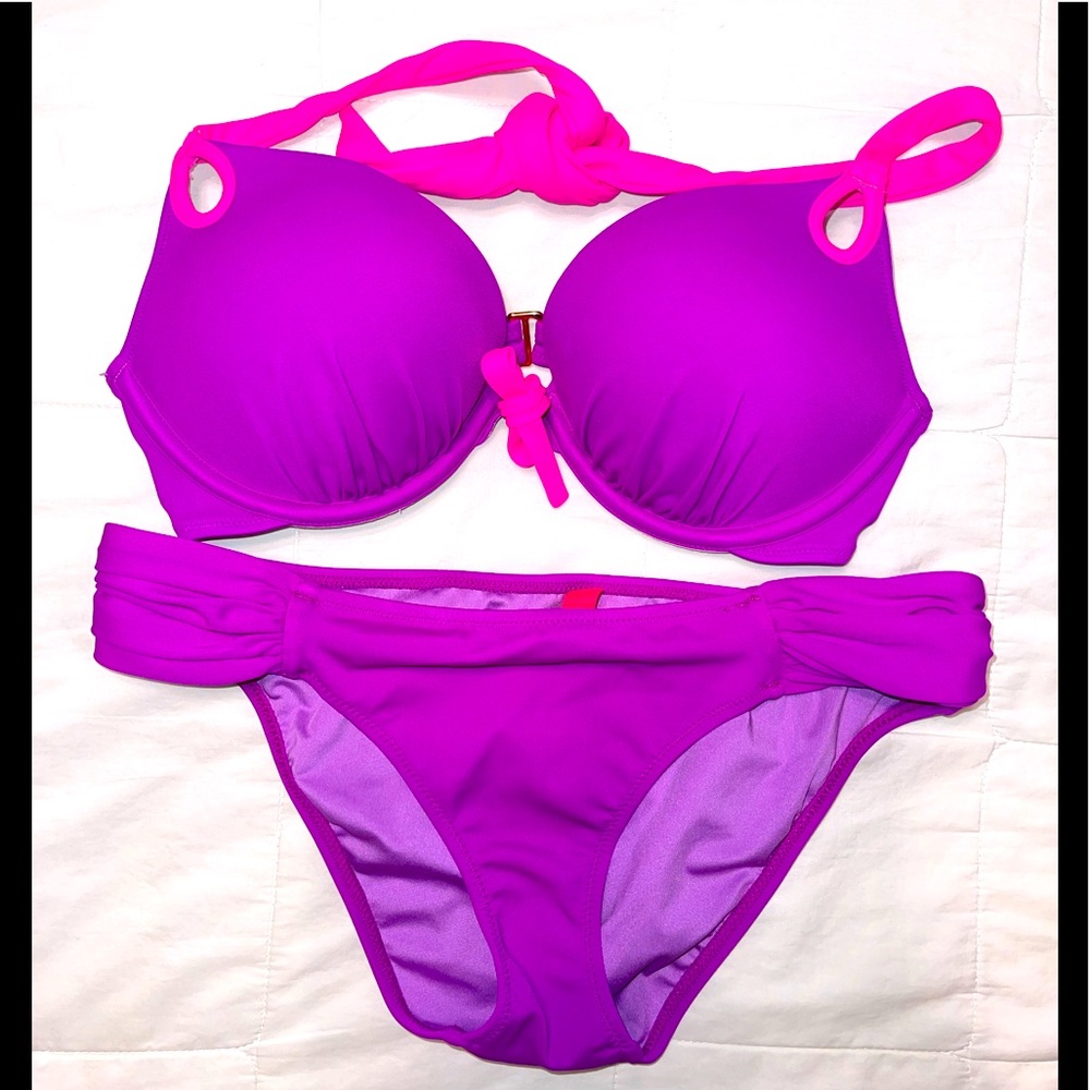 Victoria’s Secret’s Swimwear Push -Up